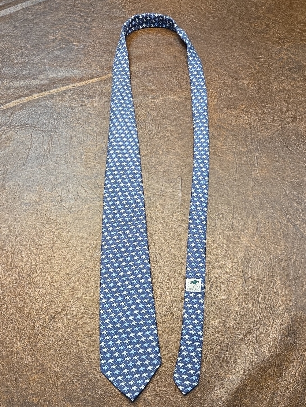 Vineyard Vines Custom Collection Kentucky Derby 100% Imported Silk Tie 60 In